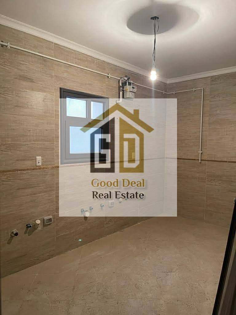 4 0fa37189-d081-419a-af01-acef96d2378a. jpg