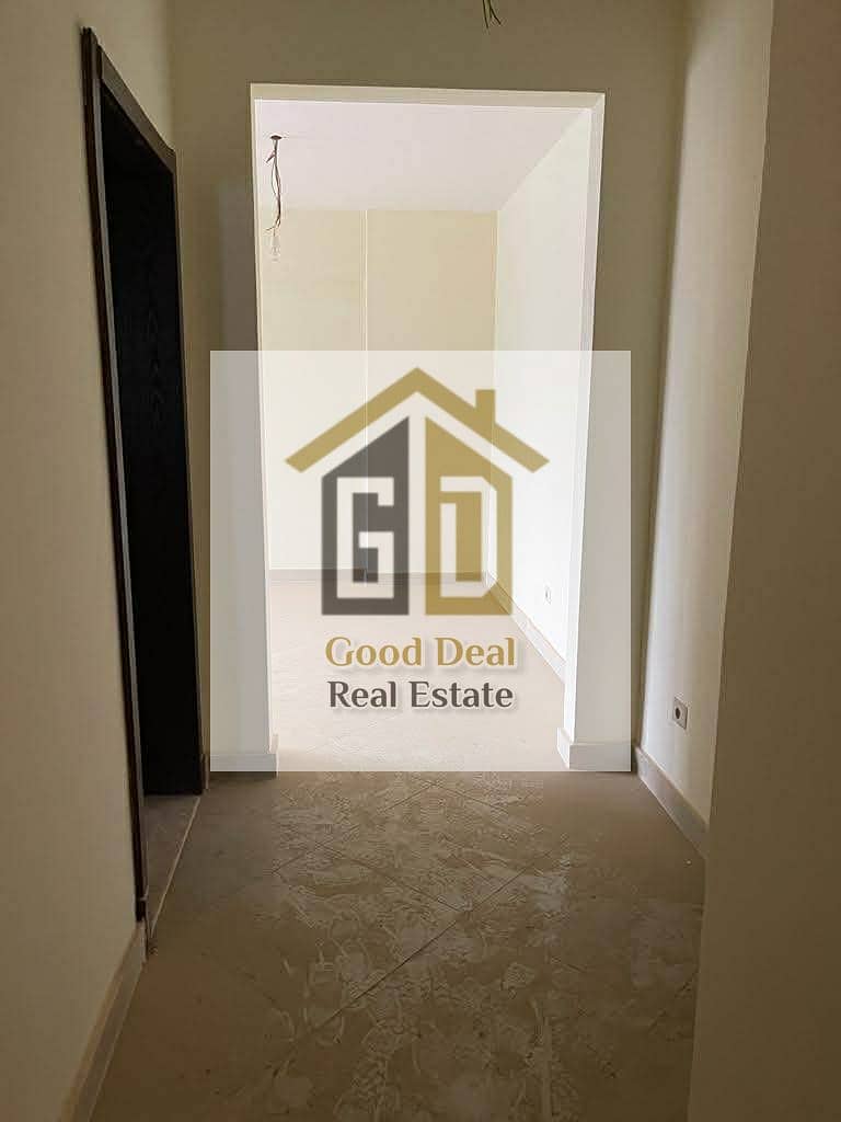 5 1b8babd0-852d-408a-8c2b-0cbd9ed0f23f. jpg