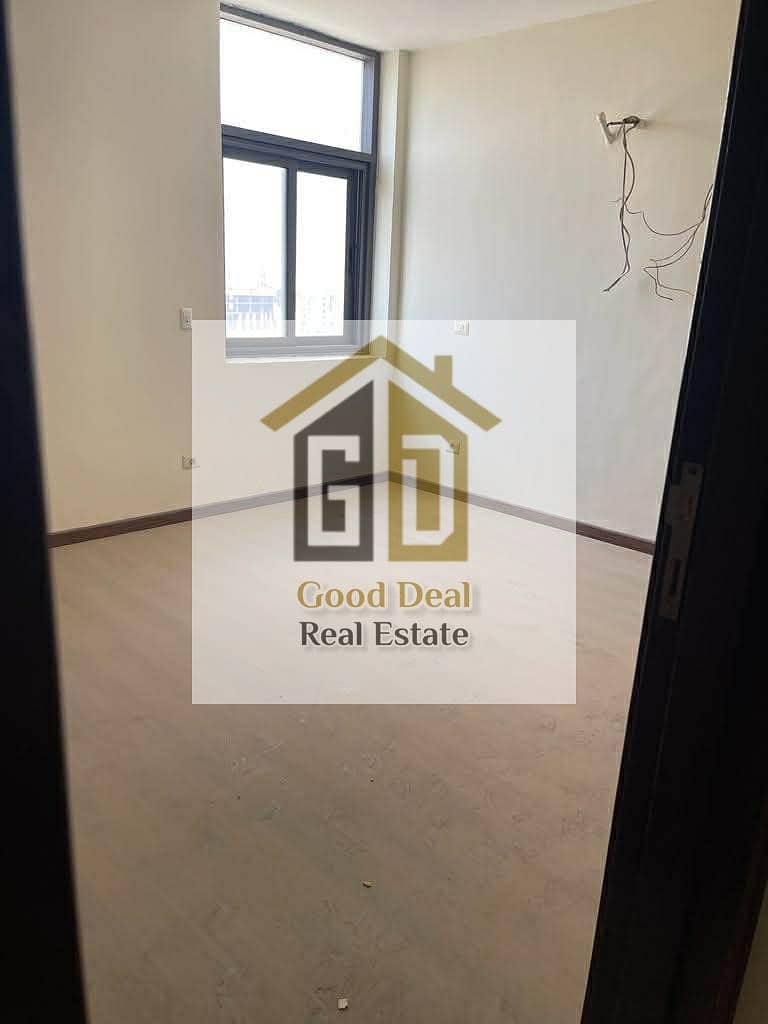 9 623d3993-07b2-41f6-885d-04f1b6c2fb05. jpg