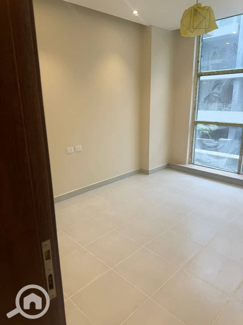 12 WhatsApp Image 2026-01-22 at 16.01. 08 (1). jpeg