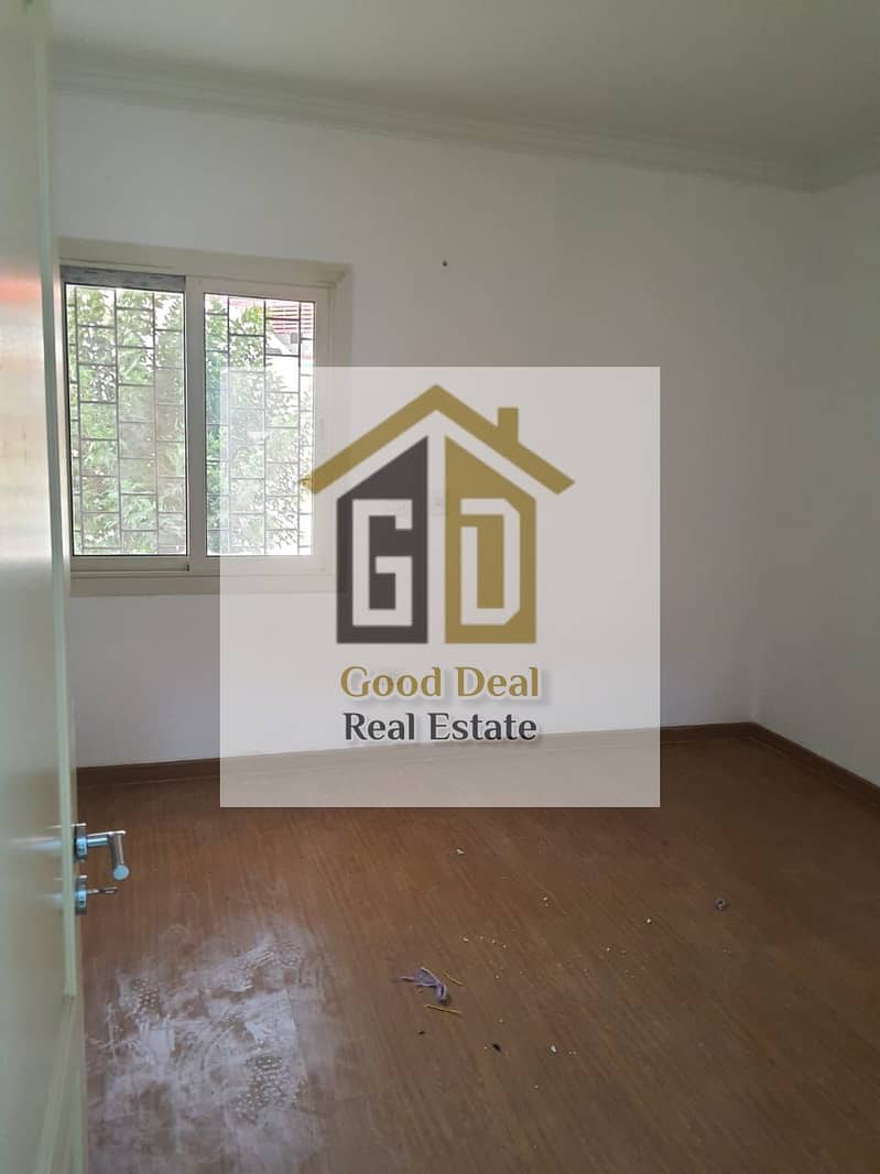 4 f09a0fe5-5766-4081-a18a-91ad493a860b. jpg