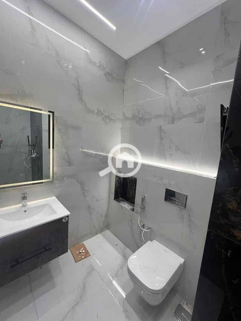 4 a896a544-598f-4f5f-914a-4dcf33e0dd3a. jpg