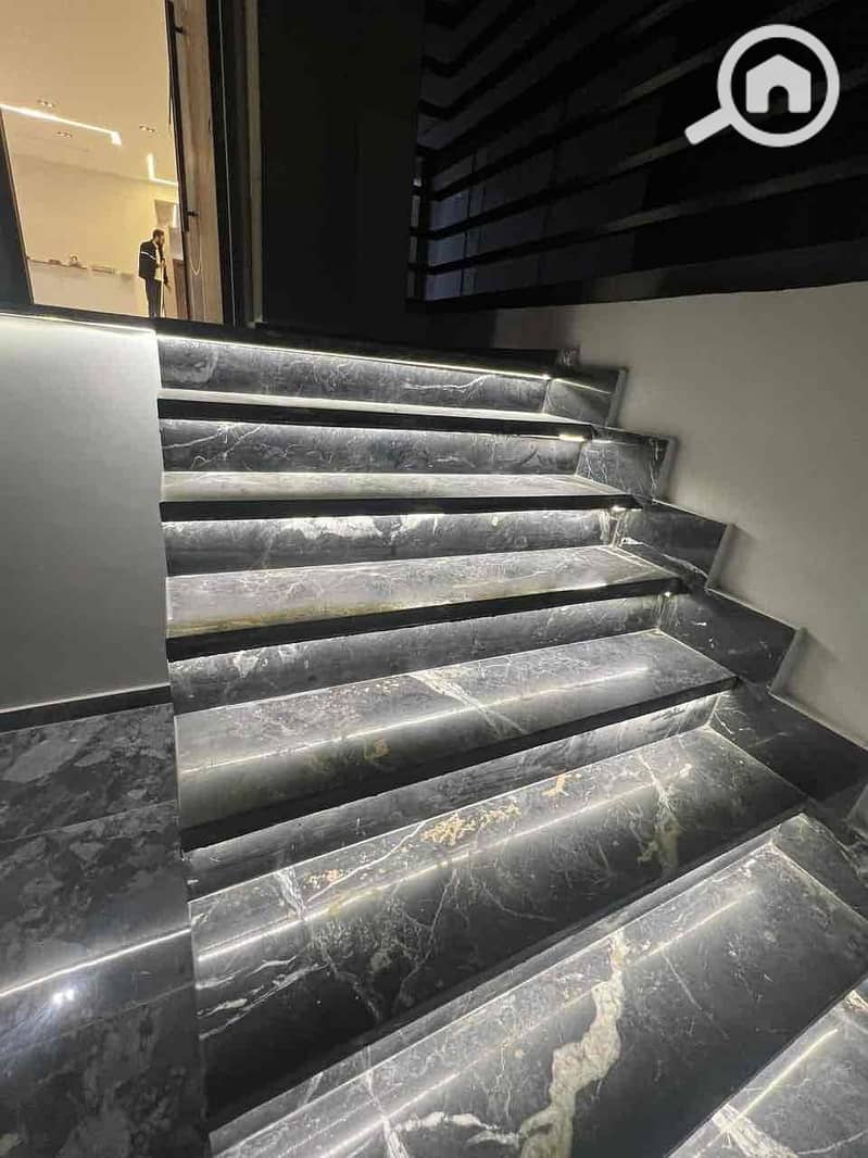 5 9120a2ae-7023-4e68-a443-ea19139cae78. jpg