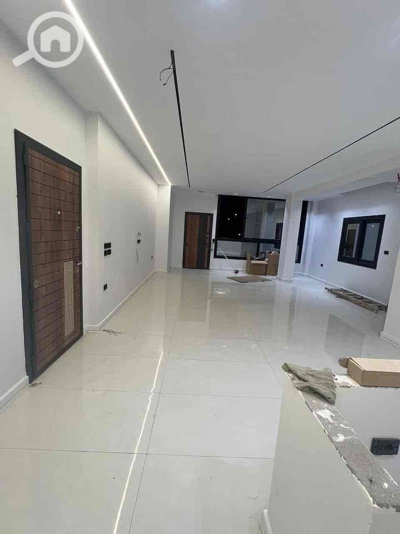 6 0cddc110-01a3-43d6-b4e6-10e6bed8d230. jpg