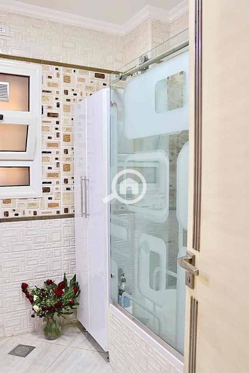 10 67aad192-b51c-4bd6-bded-abf3df60c400. jpg