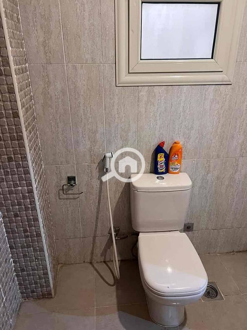 10 fe6da544-31d7-4668-ba7e-df1403205825. jpg