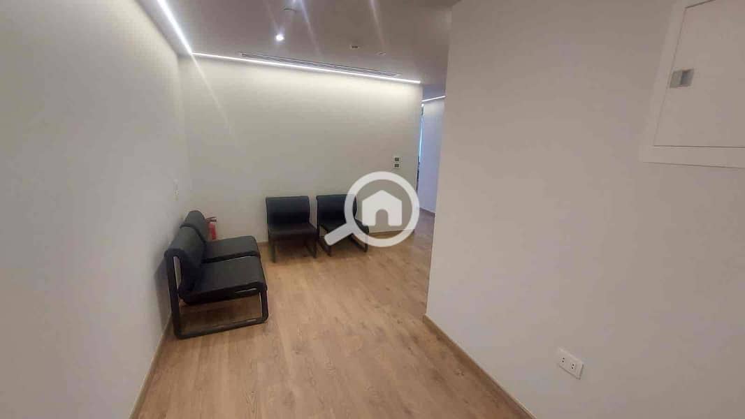 3 d3c58089-cc28-4ef4-88f2-32de7417b83e. jpg