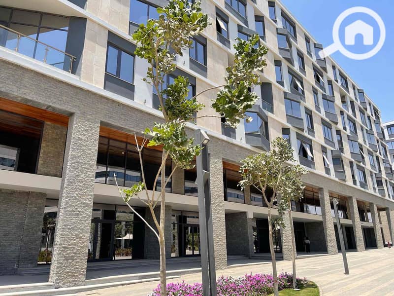 10 0b9ede65-f8b3-43d2-b936-34e13c583875. jpg