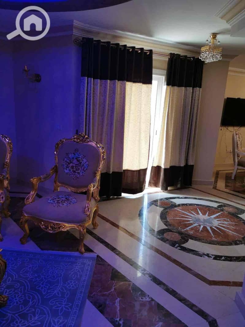 2 38b19b9e-fafc-443b-89dd-7faad60d641d. jpg