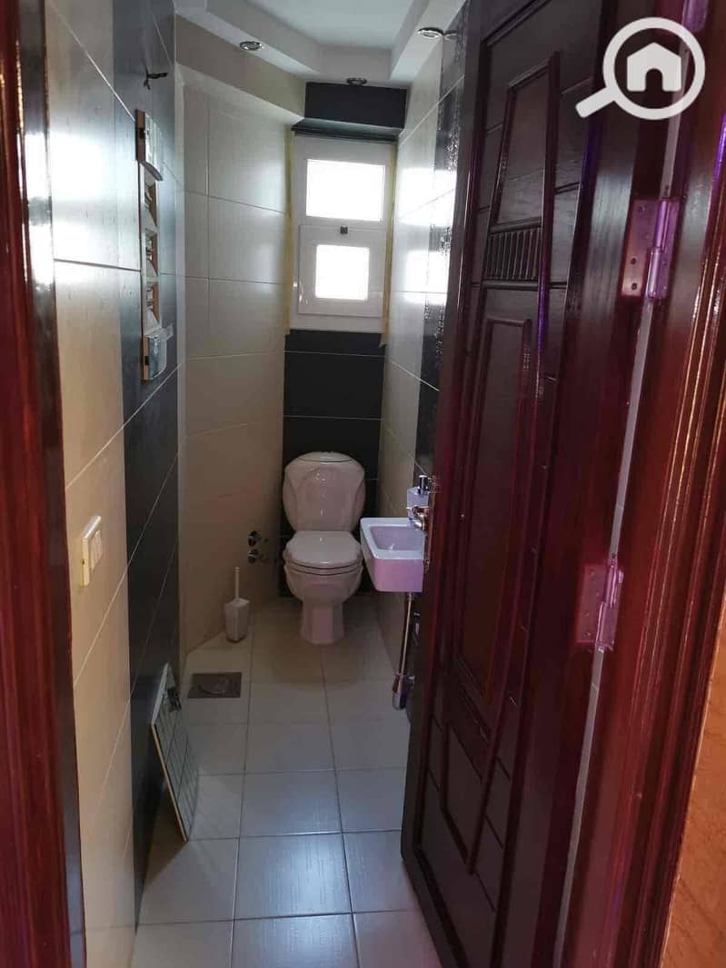 9 3aa1291b-3479-4e1d-9bb2-4bb046e894f4. jpg