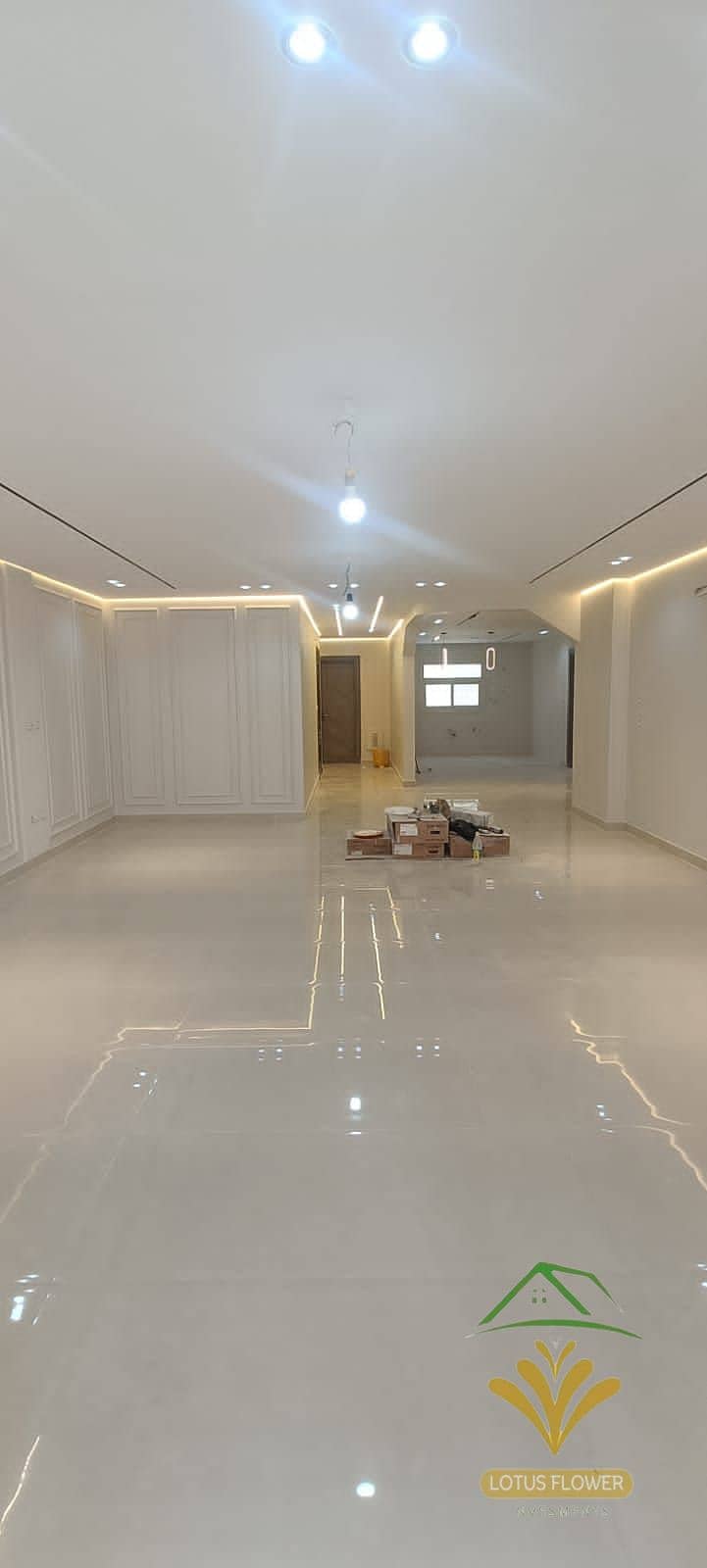 1000754948. jpg 1000754948. jpg