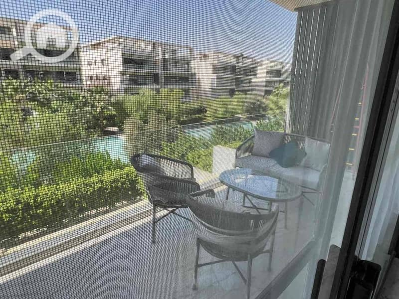 2 ddd540f5-62d3-4176-bd93-ae43baa3a028. jpg