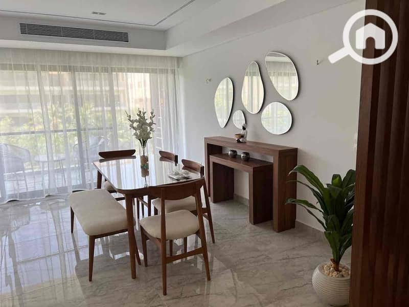 6 4b78a7f9-2148-4b85-9556-32d5f975e6d5. jpg