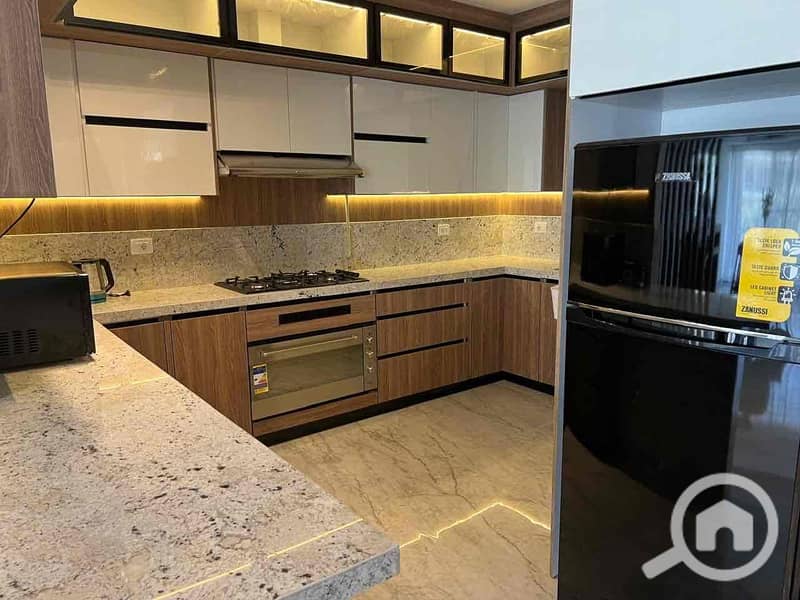 14 e5523112-d586-452f-8ac7-6b53522e1830. jpg