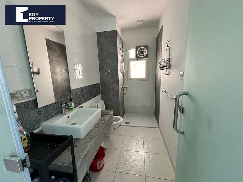 8 _files_84f35160-6a8e-4267-9569-46840a904db6. jpg