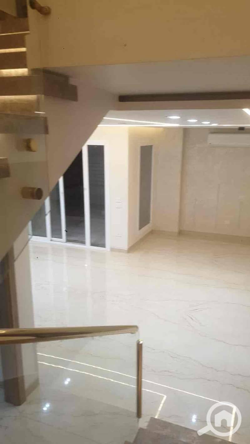 4 d8f44af8266d90f228bbfea054f25e70. jpg