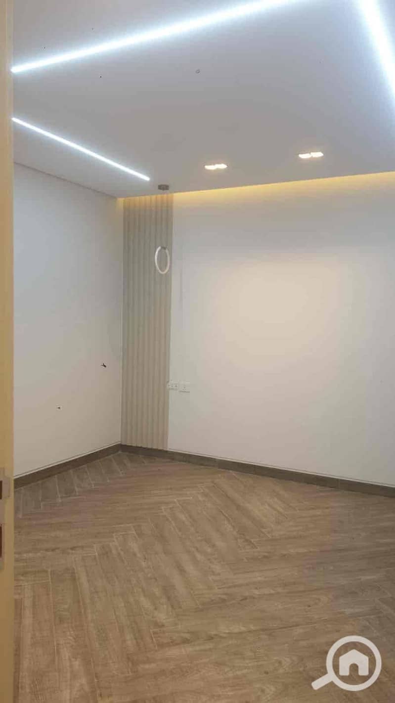 11 208e1f8d75d5f2bdcb380c1cb6fa64d5. jpg