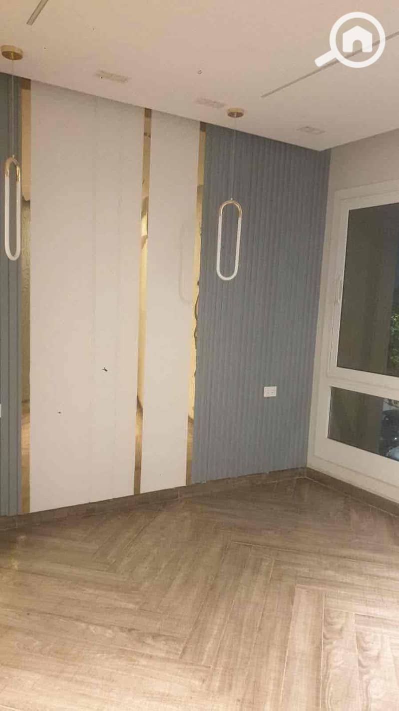 20 22f499517973f83be95be9672b2b2156. jpg