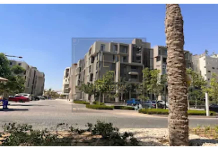 5 8450449-87d22o. jpg