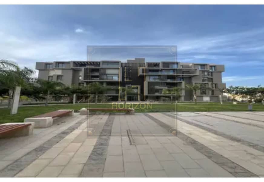 6 8449599-358f4o. jpg