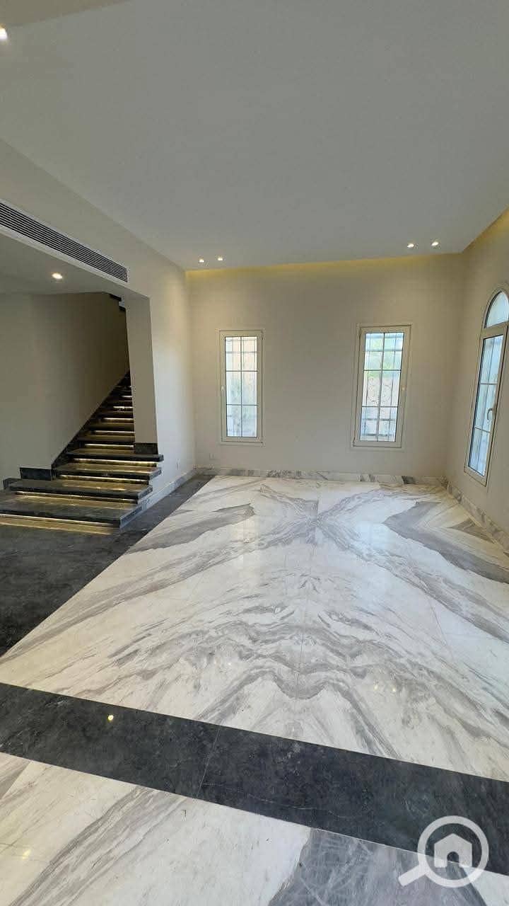 2 6f3039ad-26e8-4cdb-accd-ce2ac6b64d8e. jpeg