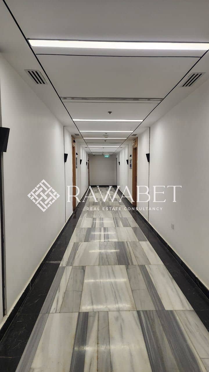 9 e86eef3e-725d-43e2-8b54-88c810f99296. jpeg