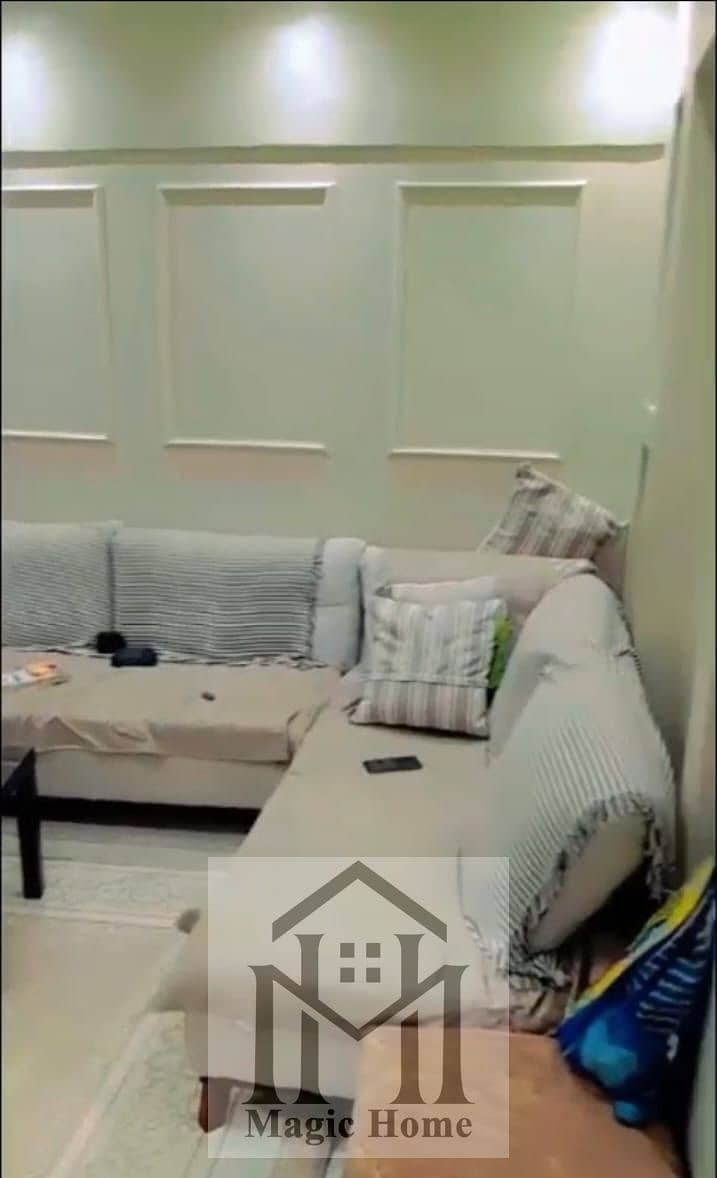 4 5f44bdac-8e99-4420-96d1-14e6440734a9. jpg