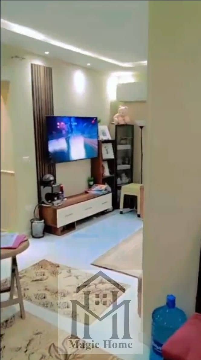 9 b1d2fee9-e5fe-4cdf-b743-f86032a2c49a. jpg