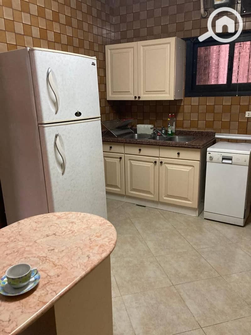 12 86bcea7a-647c-44be-a542-7fee675f7201. jpeg