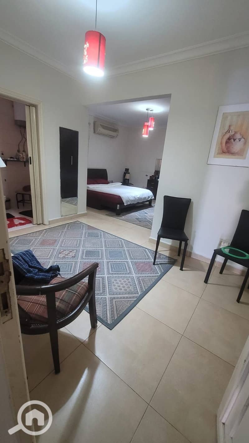 6 e48d1fb8-e3af-40e2-b395-4734662c6f25. jpeg