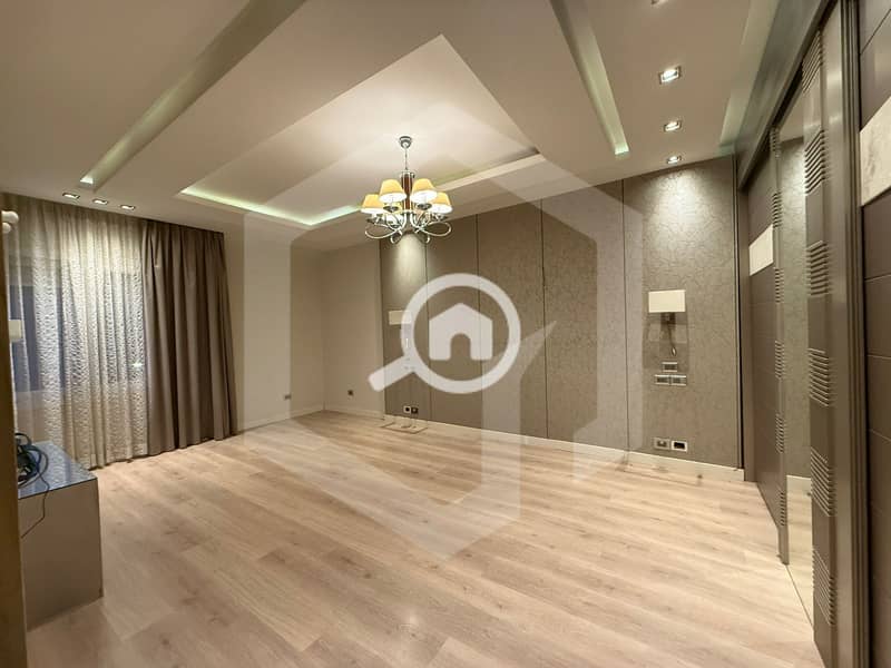 7 Zayed Dunes 7. jpg