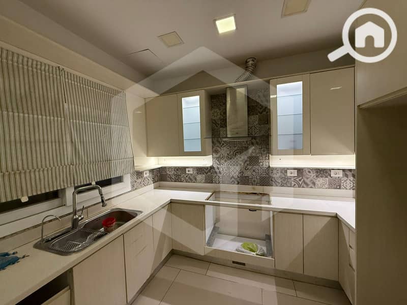 13 Zayed Dunes 13. jpg