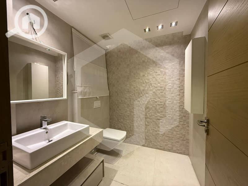 14 Zayed Dunes 14. jpg