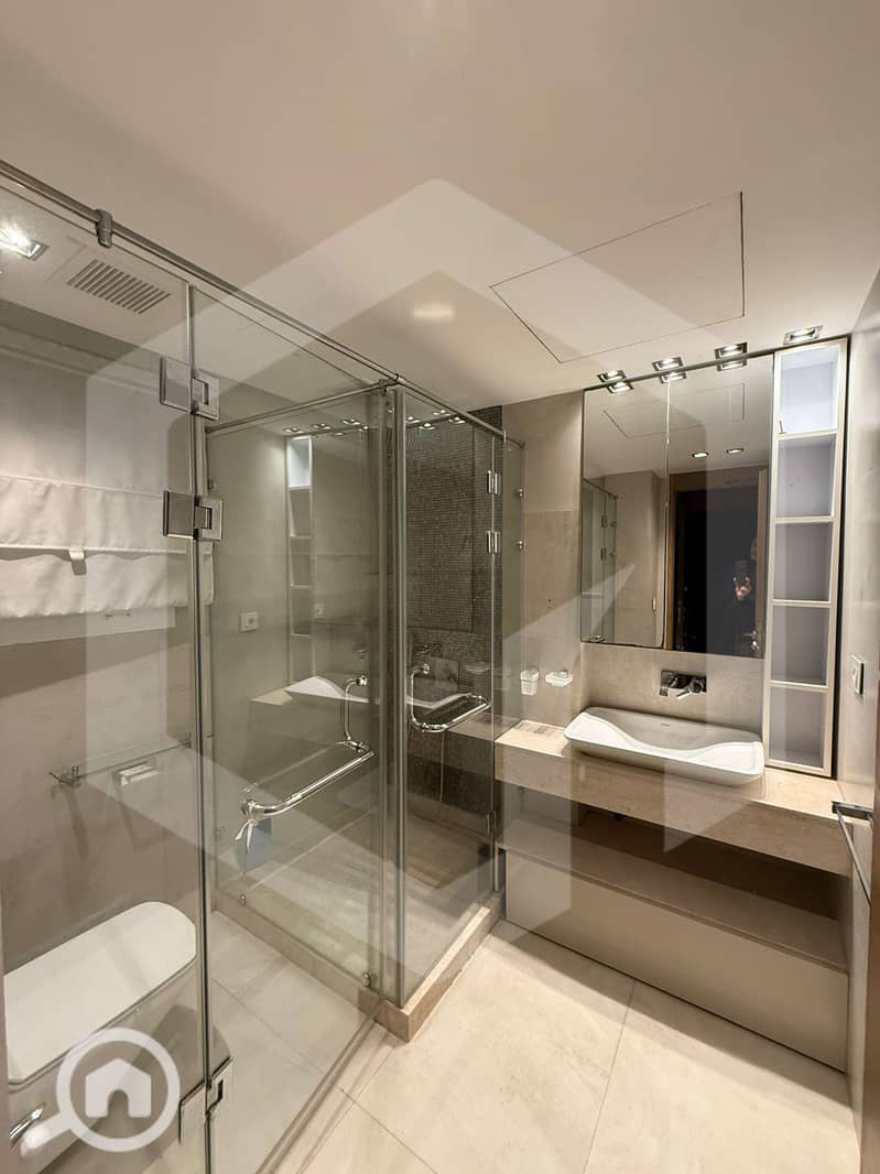 15 Zayed Dunes 15. jpg