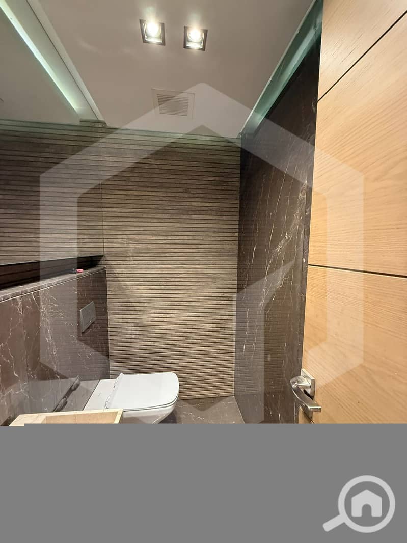 16 Zayed Dunes 16. jpg