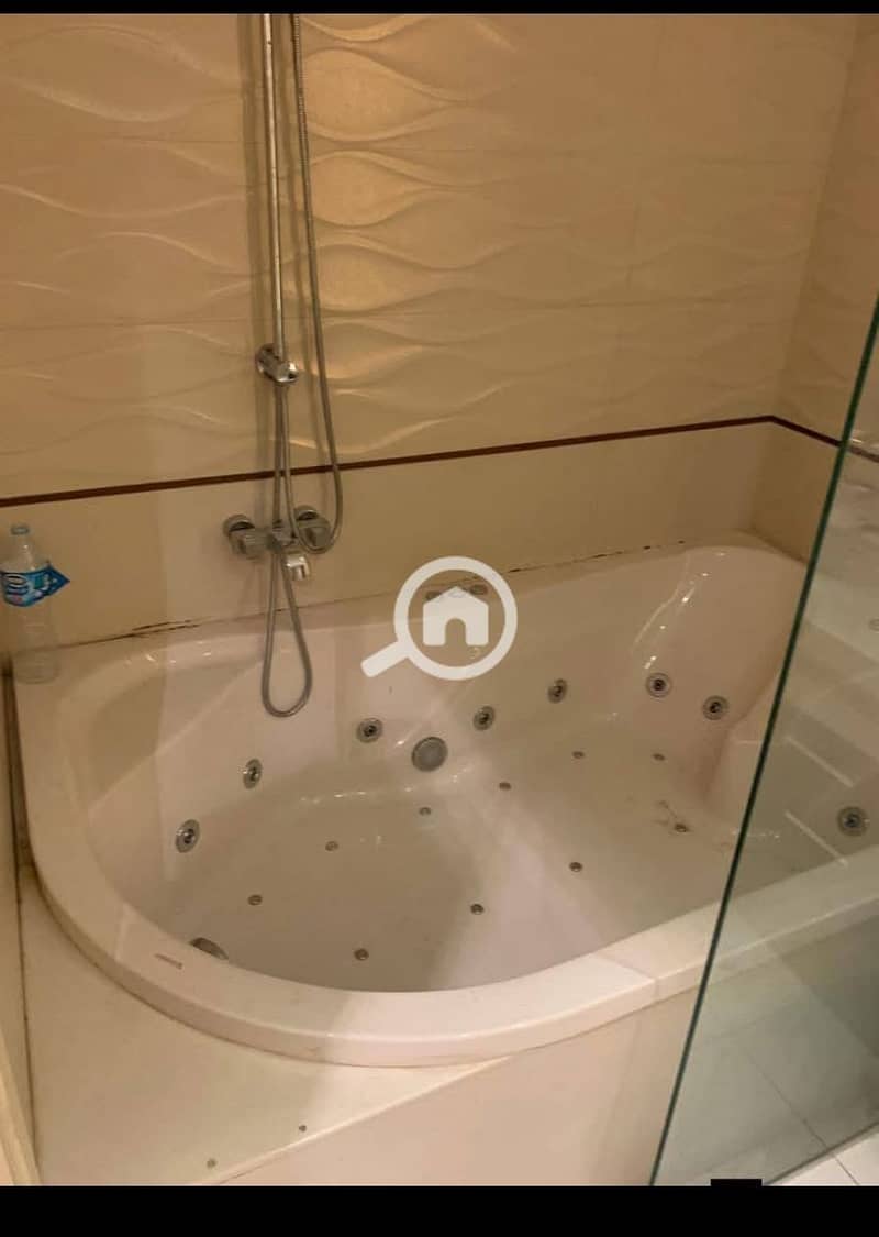 3 b07f215a-0195-4495-99ce-7027709c5909. jpeg