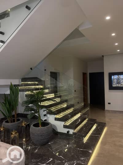 فیلا 5 غرف نوم للايجار في 6 أكتوبر، الجيزة - WhatsApp Image 2025-10-26 at 11.20. 48 AM (2). jpeg