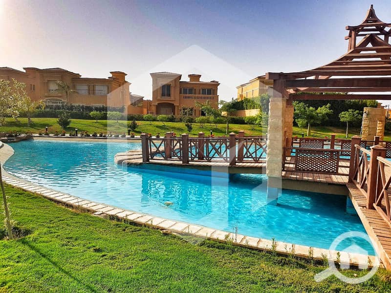 5 Royal Meadows 6. jpg