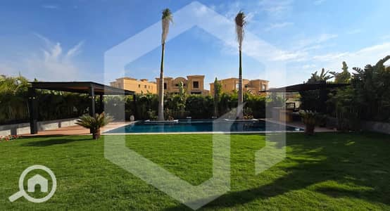 فیلا 6 غرف نوم للبيع في الشيخ زايد، الجيزة - Royal Meadows 1. jpeg