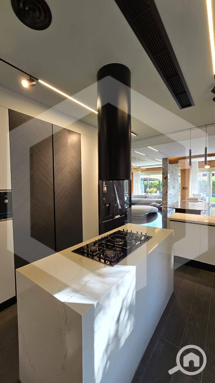 7 Royal Meadows 7. jpeg