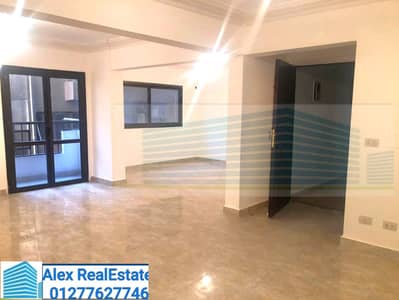 مکتب  للايجار في لوران، الإسكندرية - IMG-20260121-WA0039. jpg