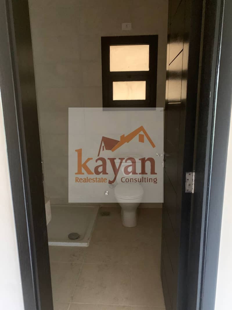 9 5cacac71-77c9-47f6-be2c-bf4f325d5c9d. jpg