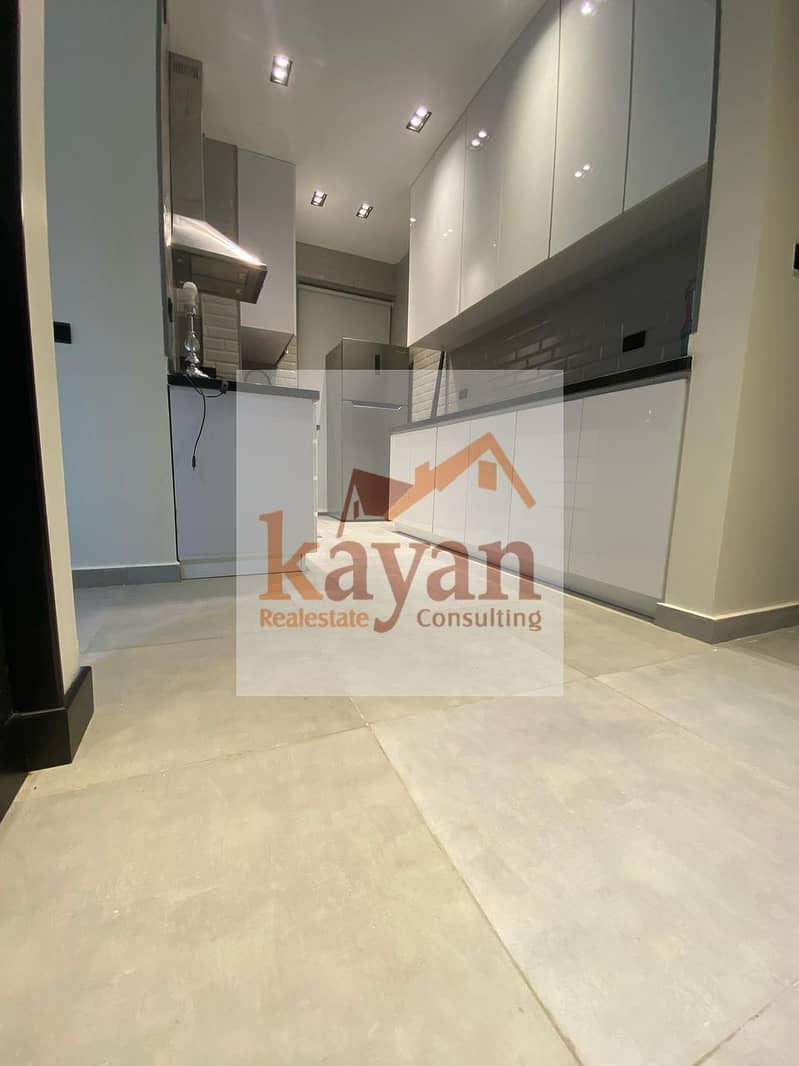 9 323dc571-1ba8-4f88-bcba-0aadcd654af2. jpg