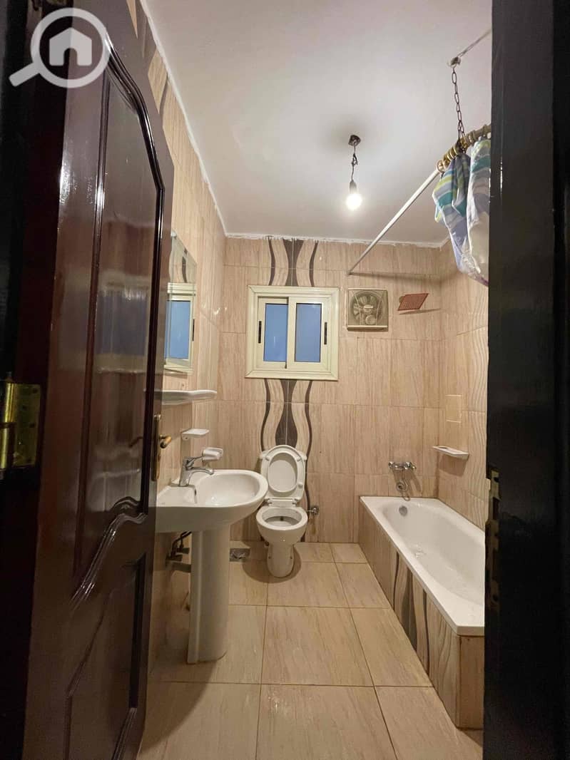 10 07b5a364-23ad-4e9d-9b16-1c55340e8740. jpg