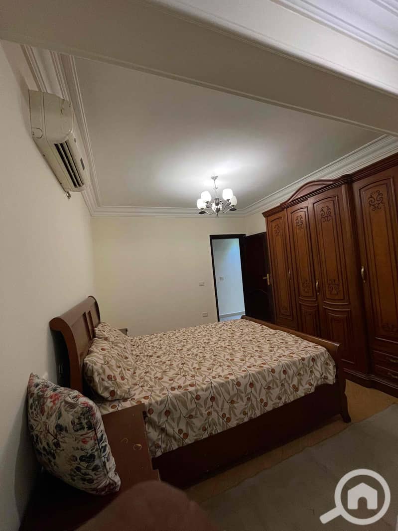 12 9152e3aa-426b-4a92-bb52-954bbf81e5fe. jpg