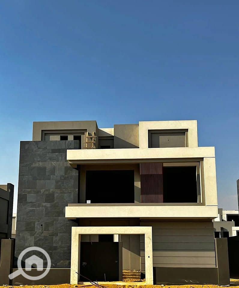 11 580869353_728491700271079_5048598159441847806_n. jpg