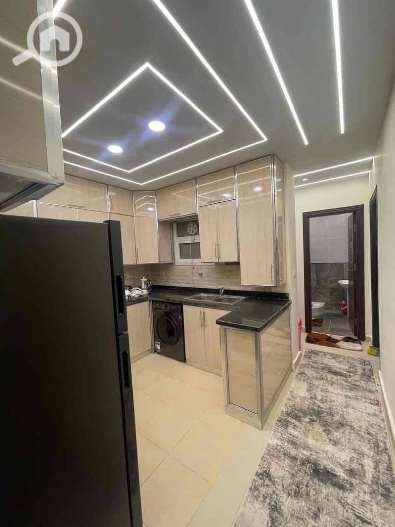 13 b0604297-2702-4d8c-aeb4-89c9434614a5. jpg