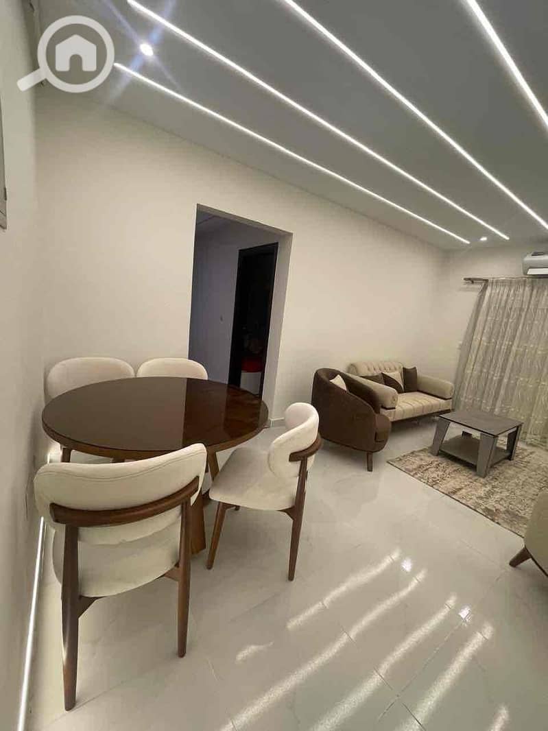 18 e166359b-d442-43e8-b0bd-2298536b5b39. jpg