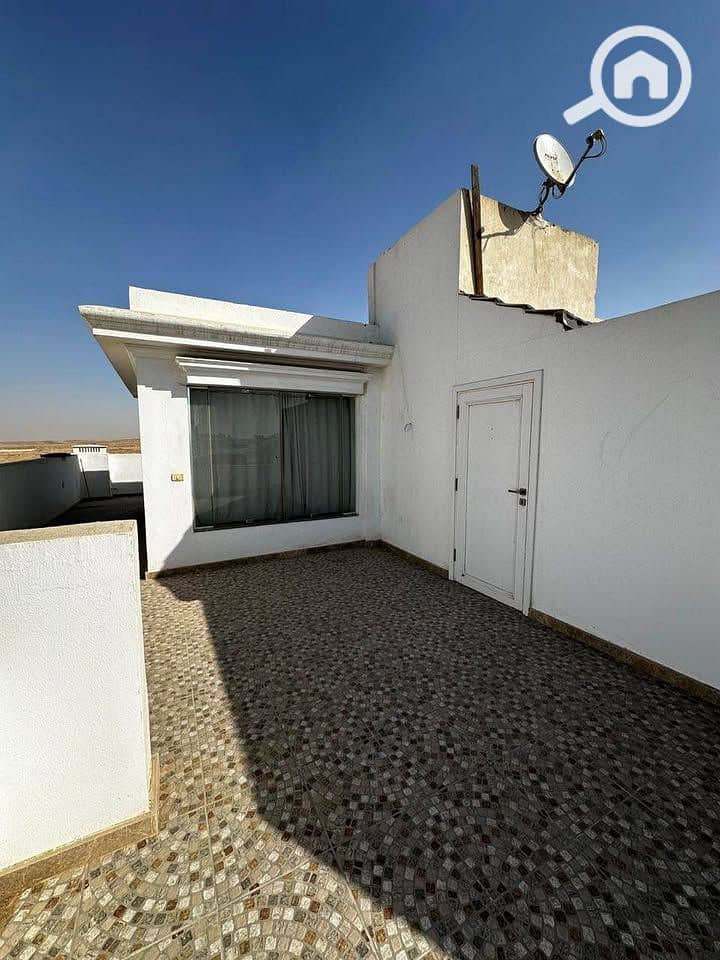 8 587655315_1402988408017856_901863036411412232_n. jpg