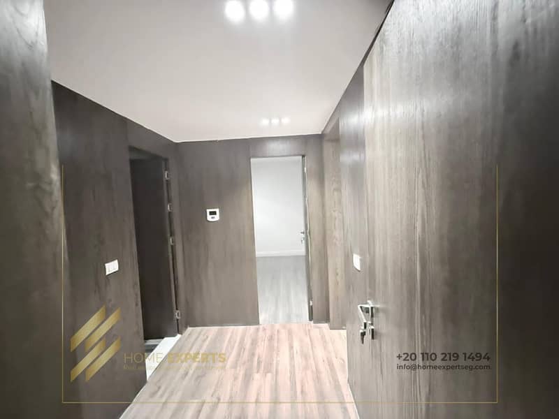 8 203b239e-90f1-4638-8fc4-94abdc7810db. jpg